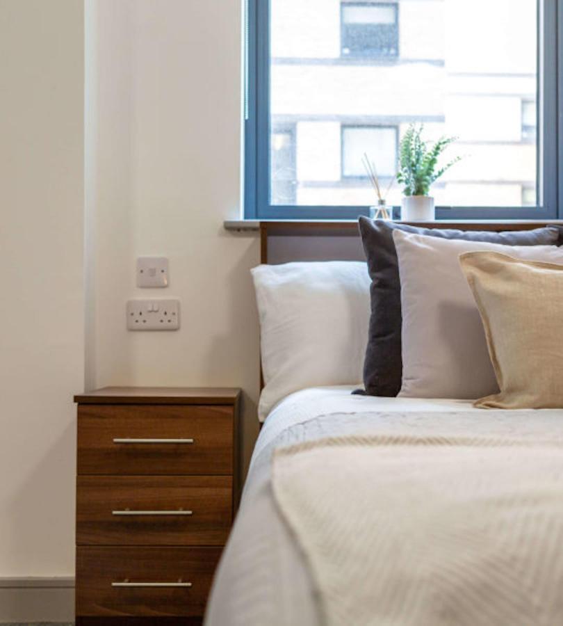 Vibrant Rooms For Students Only, Leeds - Sk Kültér fotó