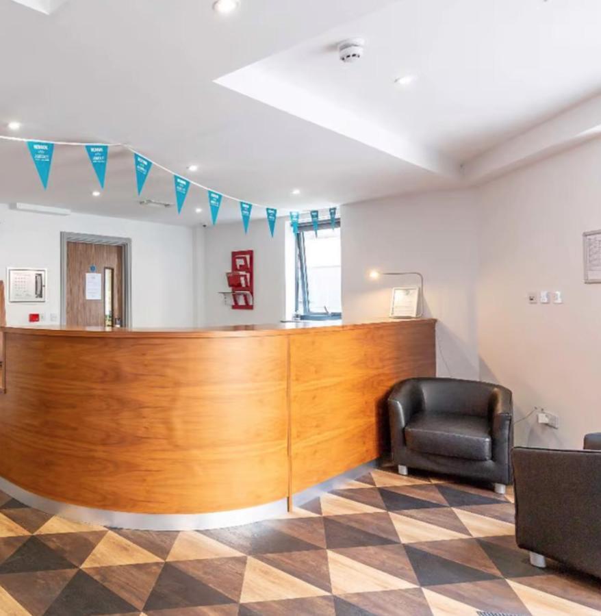 Vibrant Rooms For Students Only, Leeds - Sk Kültér fotó