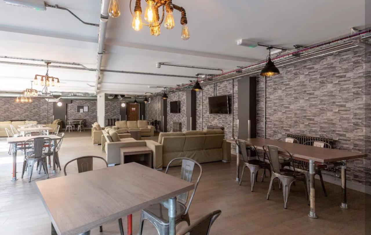 Vibrant Rooms For Students Only, Leeds - Sk Kültér fotó