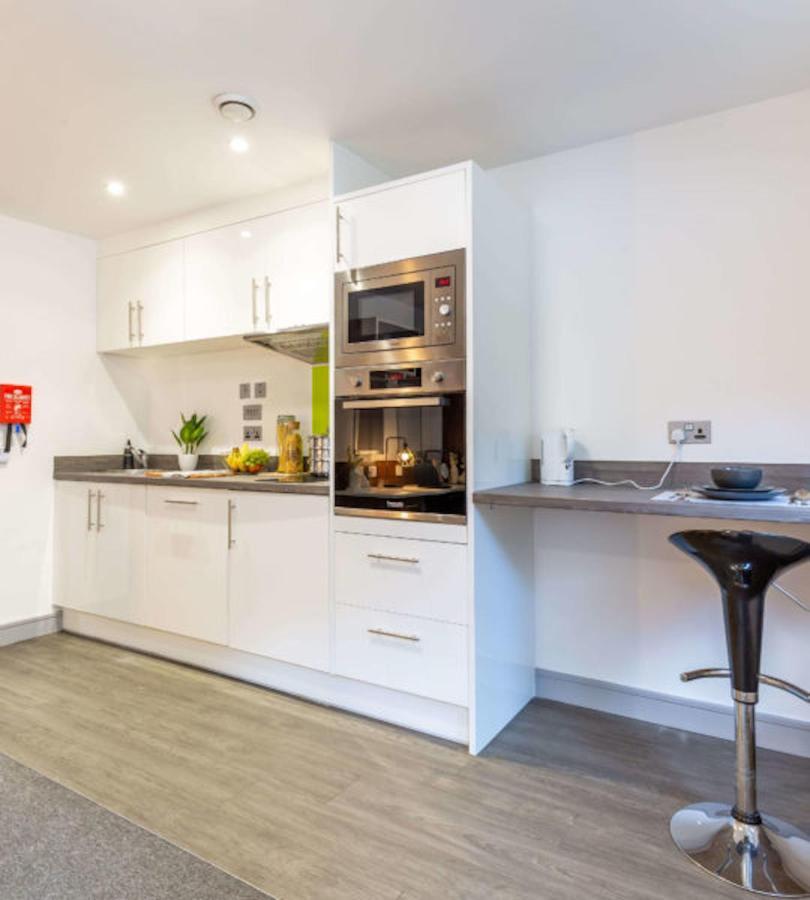 Vibrant Rooms For Students Only, Leeds - Sk Kültér fotó