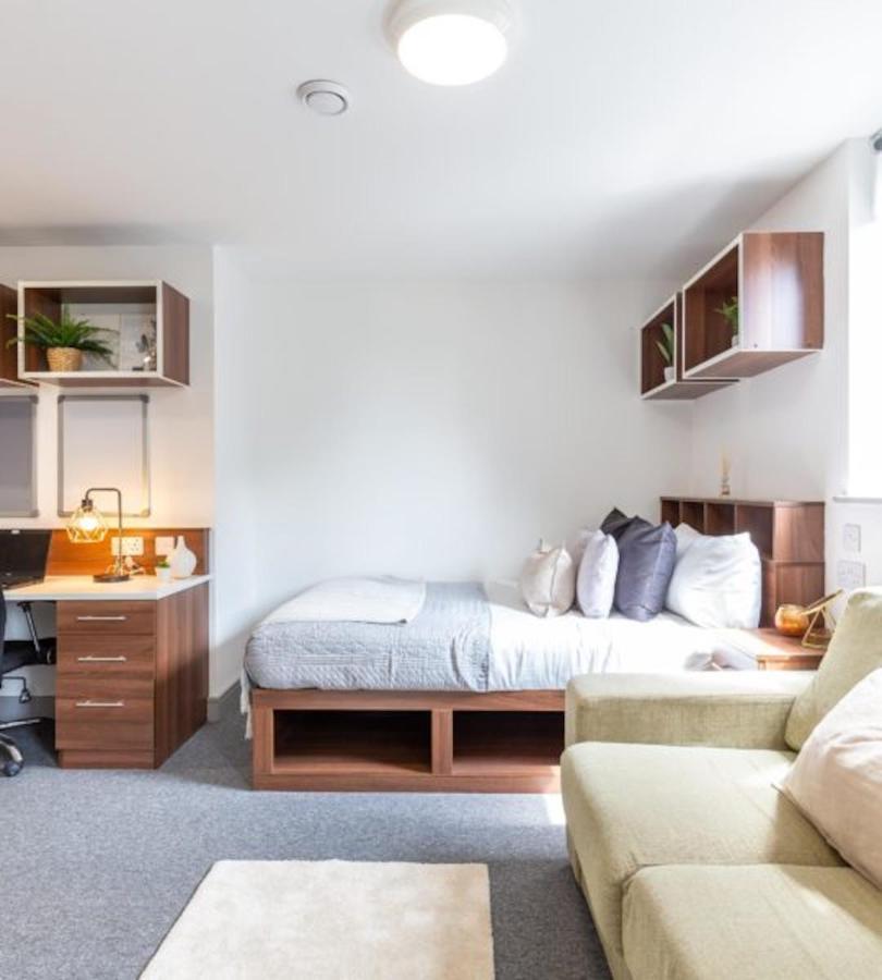 Vibrant Rooms For Students Only, Leeds - Sk Kültér fotó